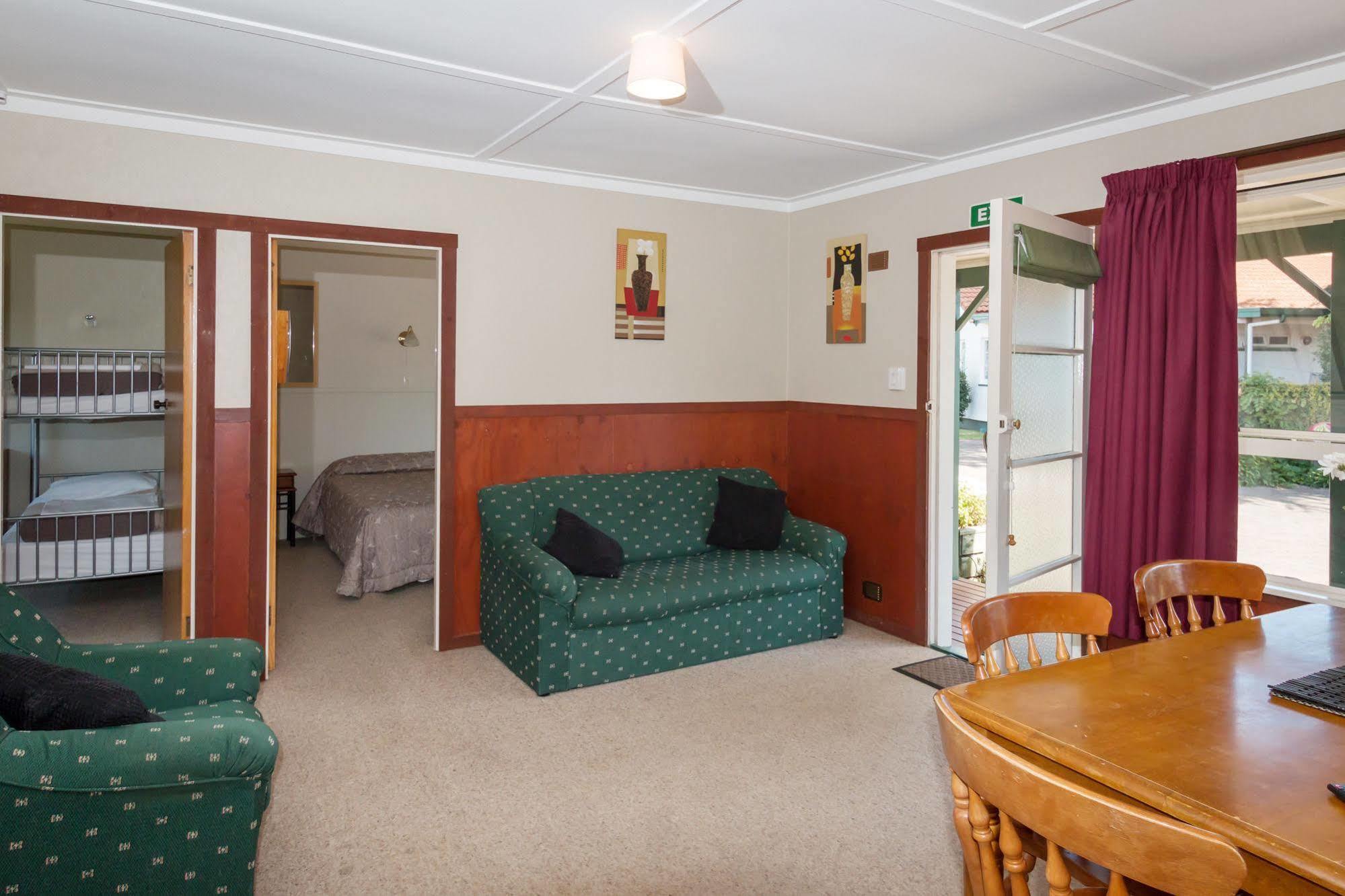Santa Maria Motel Rotorua Exteriör bild