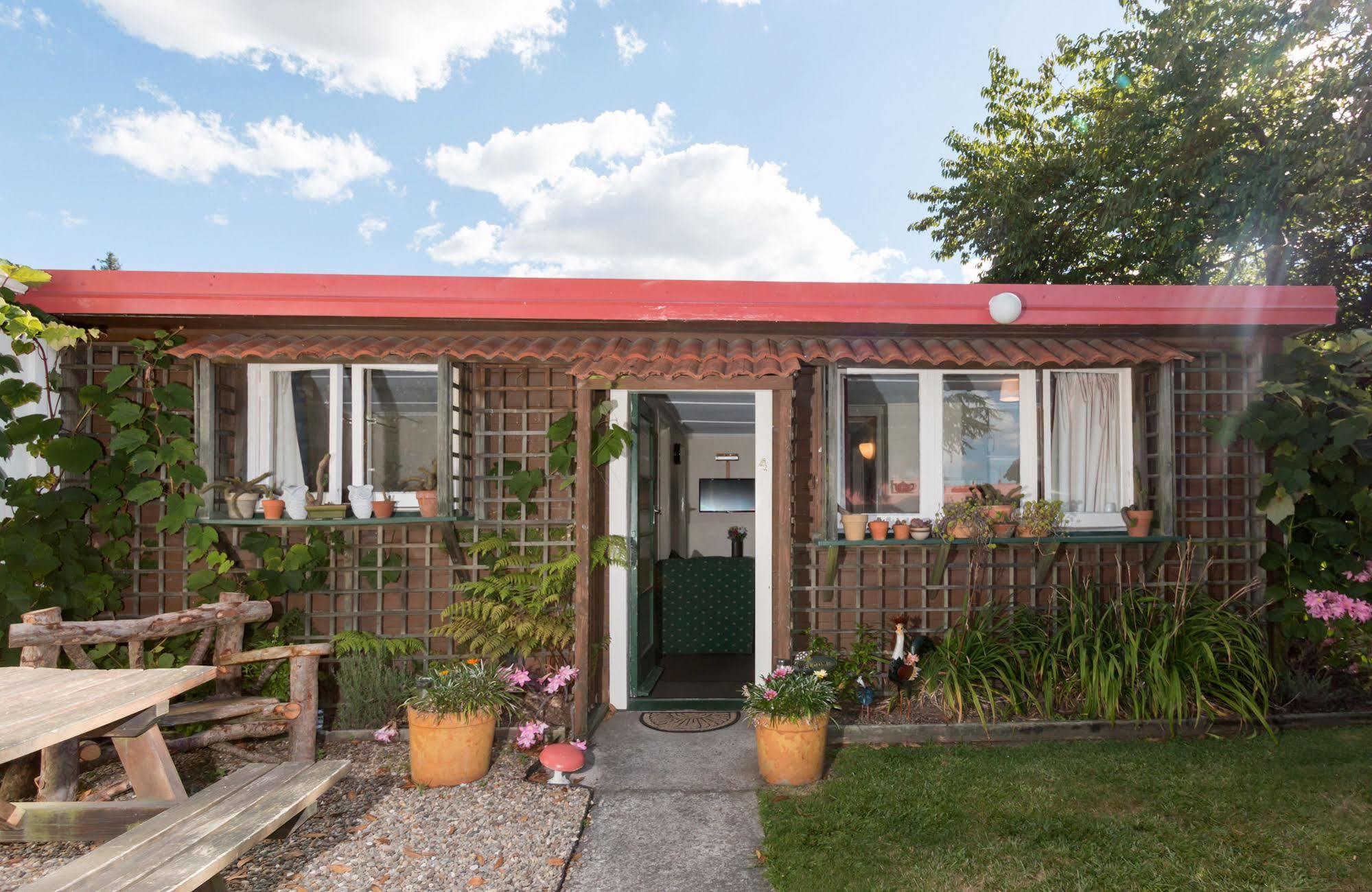 Santa Maria Motel Rotorua Exteriör bild